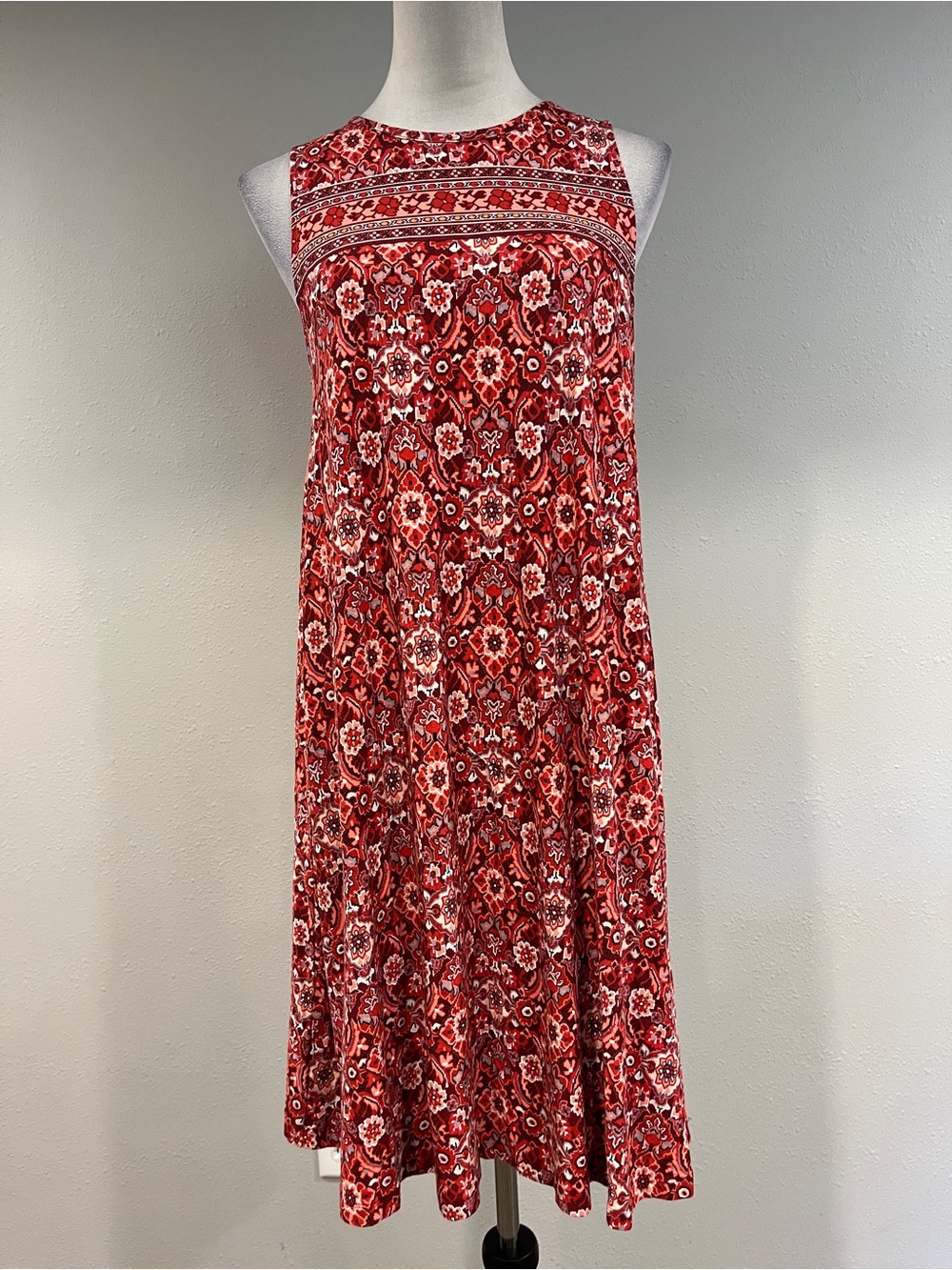 Loft Red Floral Sleeveless Swing Dress size medium